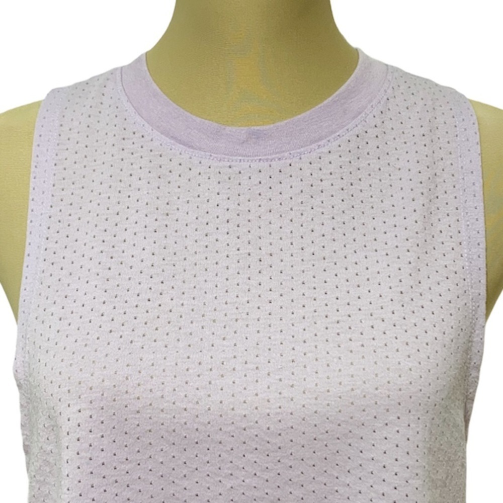 Cute cropped mesh tank top Sz M.